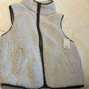 Brand new soft vest - size large